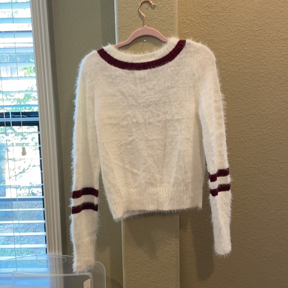 Copper Key Fuzzy Sweater - Picture 4 of 5